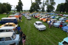 Trabant sraz Morava 2013 - foto